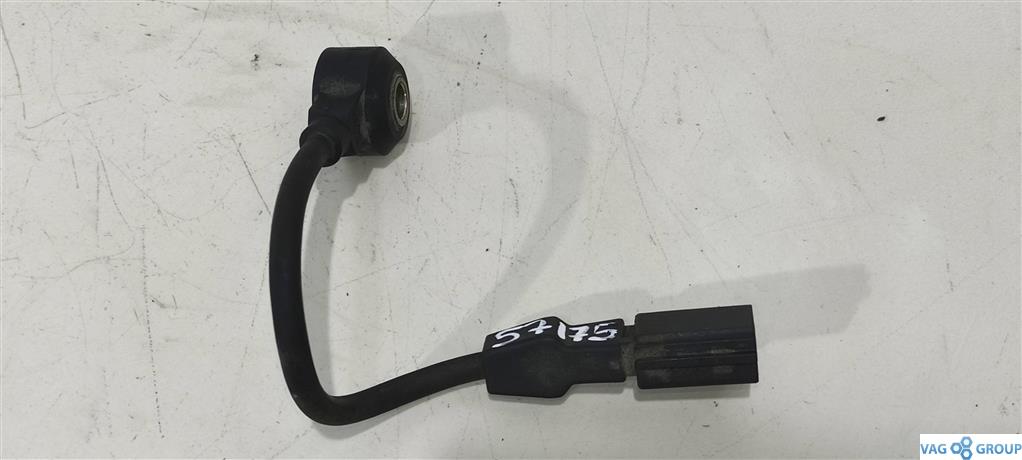 датчик детонации Audi A3 8L 1999, 1.8 л., бензин, седан, AWT, ALT, 06A905377D, . - фото №1