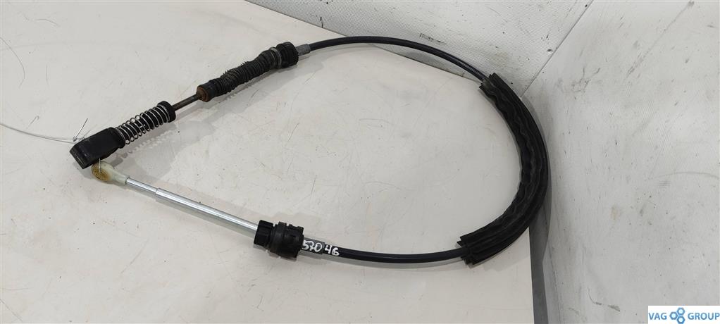 трос кулисы КПП Volkswagen Caddy 3 поколение 2006, 1.9 л., TDi, дизель, минивэн, BKC, 1K0711266L, 1K0711265L, 1K0711266B, BXE, BLS, BMM, 1K0711265R, AZV, 1K0711266AP - фото №1