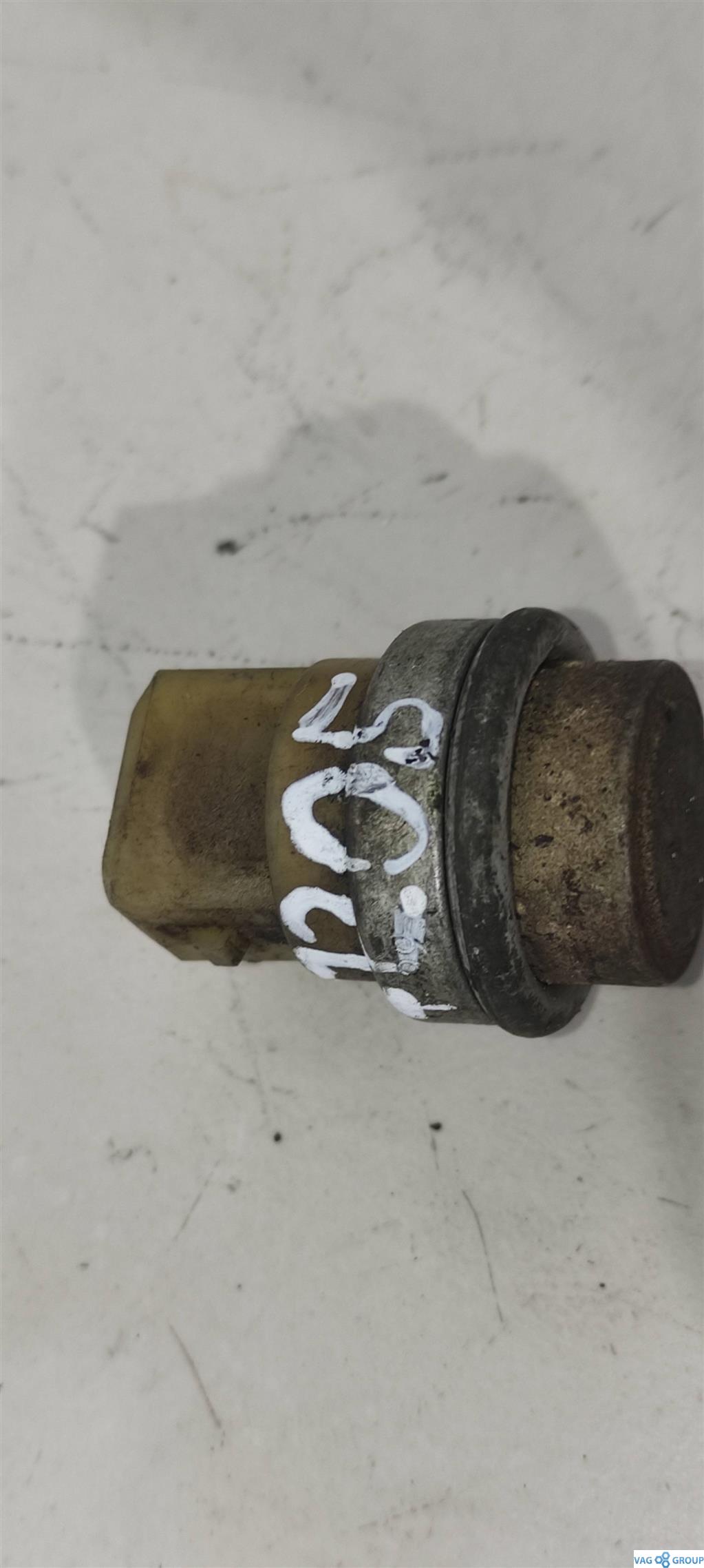 датчик температуры Volkswagen Passat B4 1995, бензин, 191919369A, . - фото №1