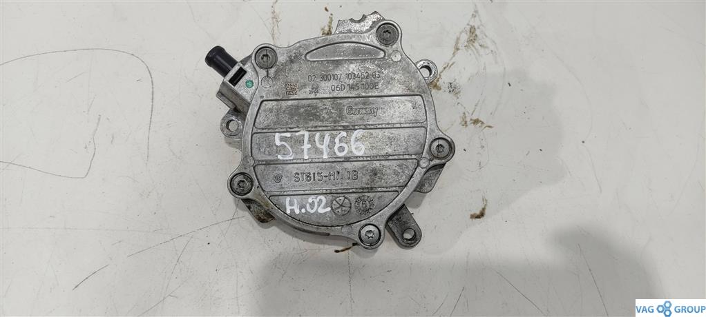 насос вакуумный Volkswagen Golf 5 поколение 2007, 2.0 л., бензин, хетчбэк 5 дв., 06D145100E, BPG, AWA, BPY, BWE, 06D145100G, AXX, BWA, 06D145100H, BWT, 06D145100F, BGB, BUL, BYK, BYD - фото №1