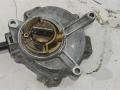 насос вакуумный Volkswagen Golf 5 поколение 2007, 2.0 л., бензин, хетчбэк 5 дв., 06D145100E, BPG, AWA, BPY, BWE, 06D145100G, AXX, BWA, 06D145100H, BWT, 06D145100F, BGB, BUL, BYK, BYD - фото №5