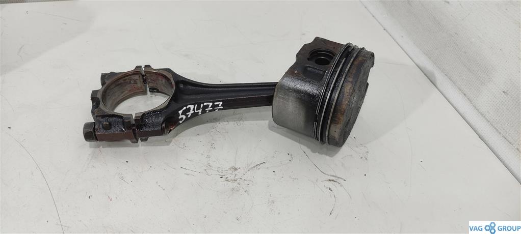 поршень Audi A3 8L 1999, 1.8 л., бензин, седан, AGN, . - фото №1