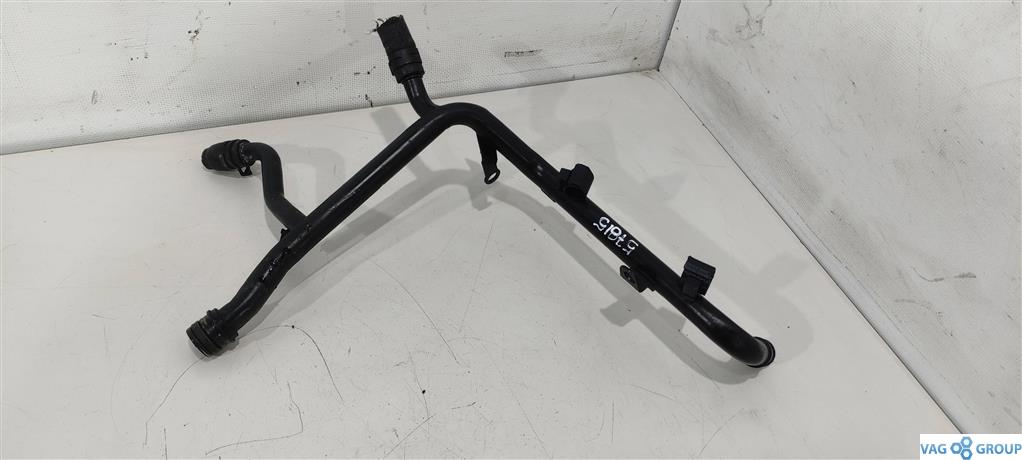 трубка охлаждающей жидкости Skoda Roomster 1 поколение 2008, 1.9 л., TDi, дизель, минивэн, ATD, 038121065AB, BSW, AXR, BLT, ASY, ASZ, . - фото №1