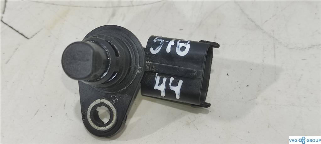 датчик распредвала Volvo S60 2 поколение 2011, 1.6 л., бензин, седан, B4164T, BM5112K073AB, . - фото №1