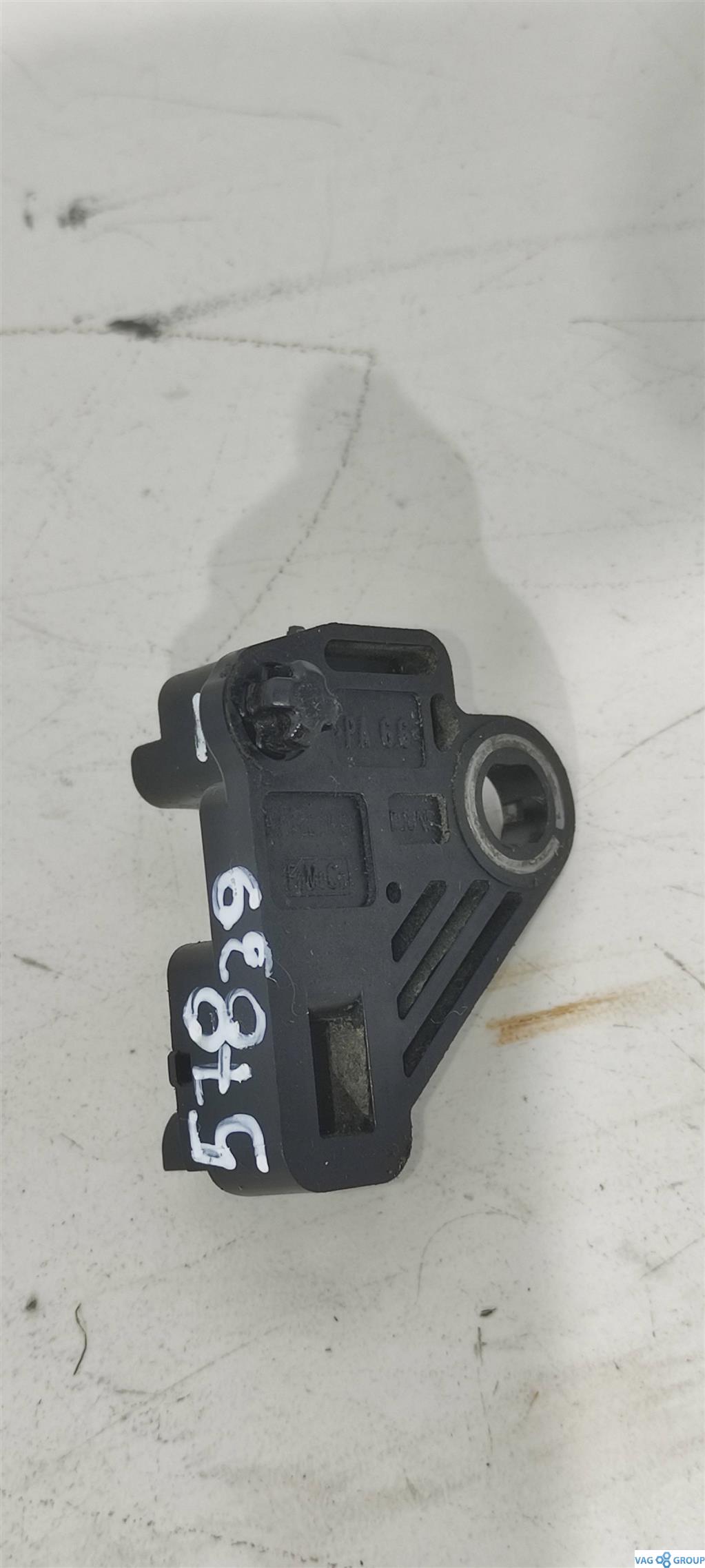 датчик коленвала Volvo S60 2 поколение 2011, 1.6 л., бензин, седан, B4164T, BM516C315BA, . - фото №1