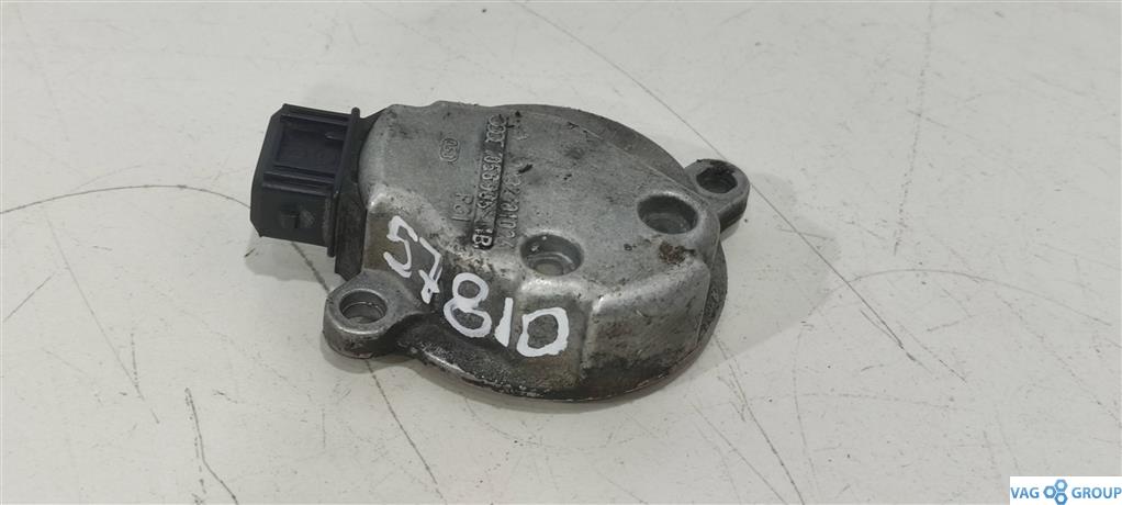 датчик распредвала Audi A4 B6 2003, 1.8 л., бензин, седан, 058905161B, 0232101024, . - фото №1