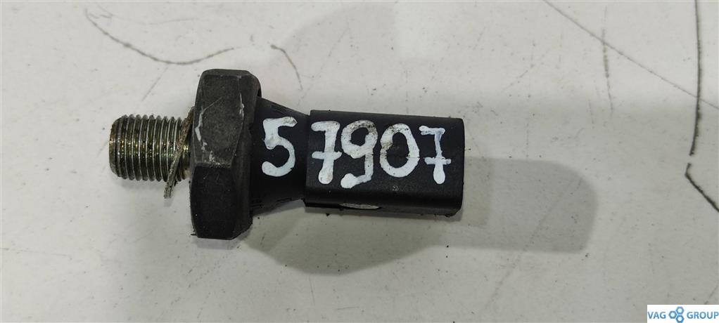 датчик давления масла Audi A4 B7 2006, 06A919081E, 06A919081D, 06A919081J, . - фото №1