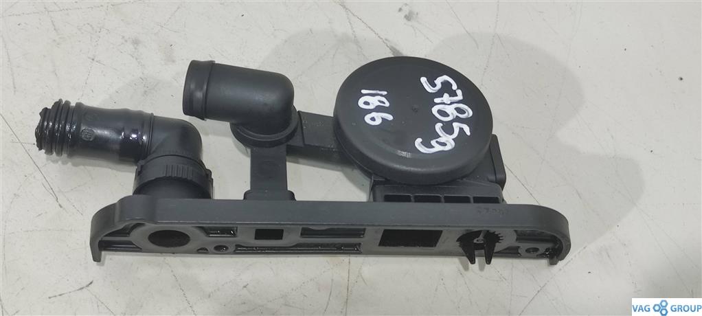 мембрана клапанной крышки Volkswagen Jetta 5 поколение 2009, 2.0 л., TFSI, бензин, седан, AXX, BWA, CDL, 06F129101C, . - фото №1