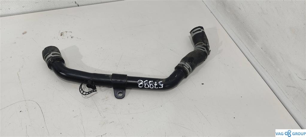 трубка охлаждающей жидкости Audi A4 B7 2006, 2.0 л., бензин, седан, 06D121111G, BPJ, BWE, 06D121065L, 06D121065J, BGB, BUL, BYK - фото №1