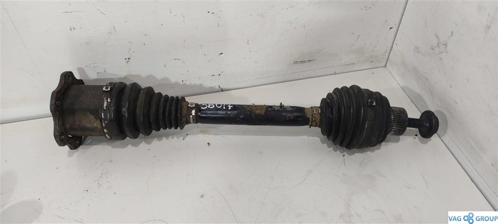 полуось передняя левая (приводной вал, ШРУС) Audi A4 B7 2006, 3.2 л., бензин, седан, 8K0407271P, . - фото №1