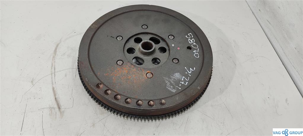 маховик Audi A6 4F/C6 2006, 2.0 л., TFSI, бензин, седан, BRE, CAH, CAG, BPG, BPJ, BWE, 06D105317B, 06D105317A, BPW, BWT, 03G105317D, BGB, BYK, 06D105317 - фото №1