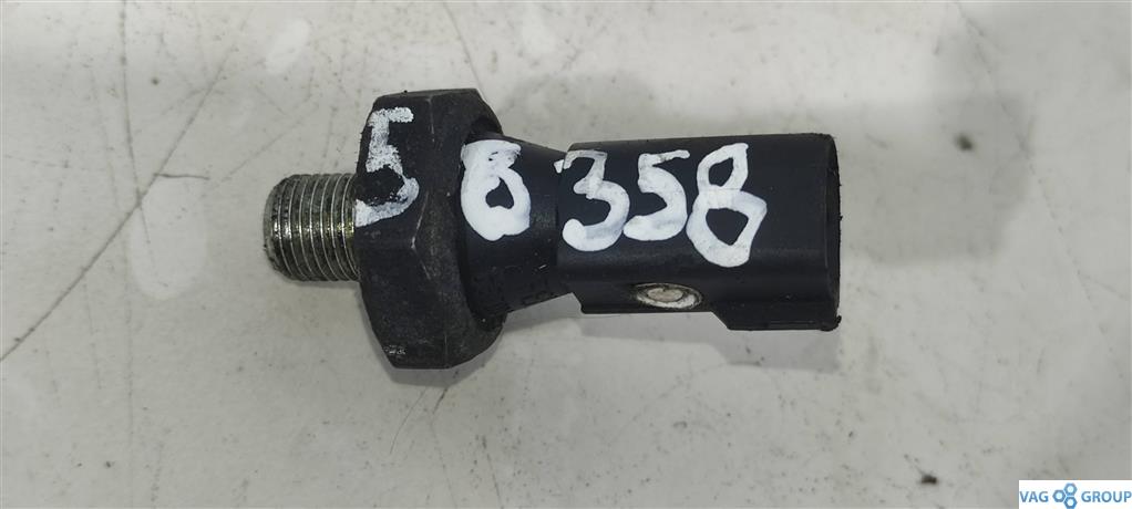 датчик давления масла Volkswagen Sharan 1 поколение 1999, 1.8 л., бензин, минивэн, 06A919081E, 06A919081D, 06A919081J, . - фото №1