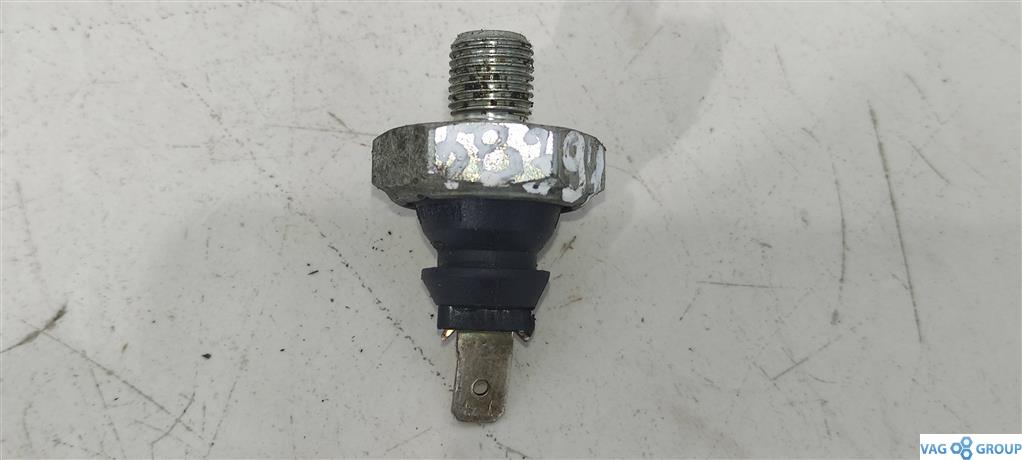 датчик давления масла Audi A4 B6 2000, 1.8 л., бензин, 058919081, . - фото №1