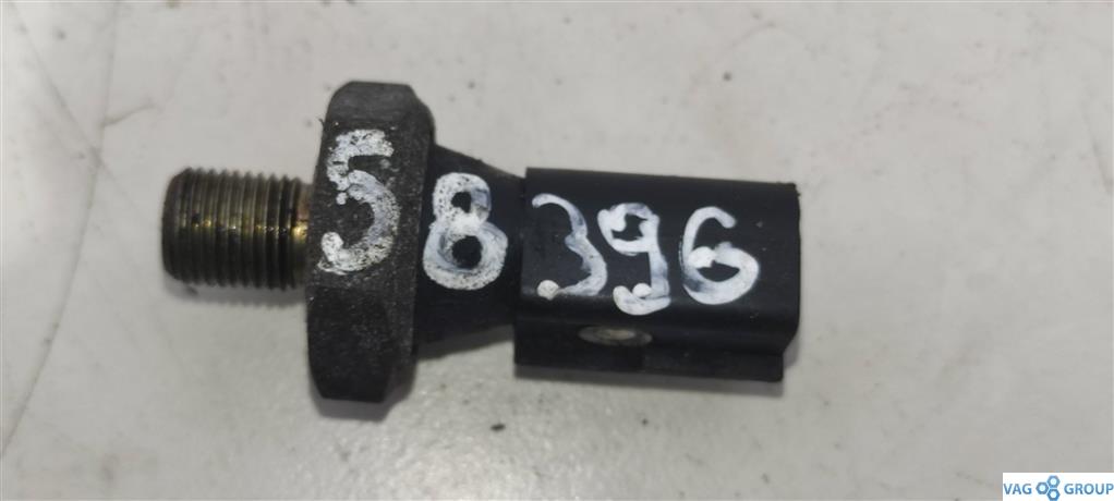 датчик давления масла Volkswagen Sharan 1 поколение 1999, 1.8 л., бензин, минивэн, 06A919081E, 06A919081D, 06A919081J, . - фото №1