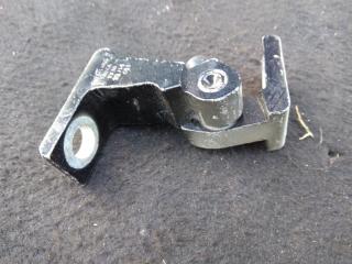 петля двери Volkswagen Golf 7 поколение 2014, 2.0 л., TDi, дизель, хетчбэк 5 дв., 8K0831402G, .