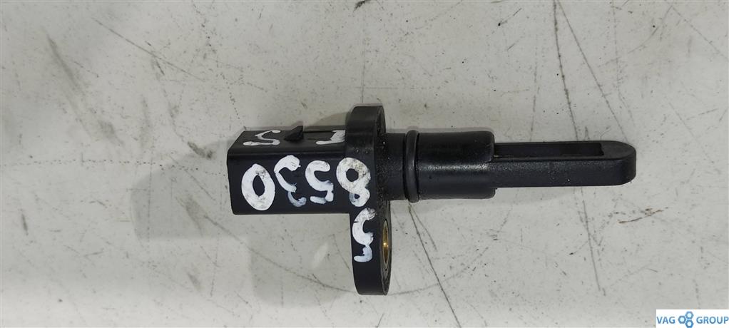 датчик температуры Volkswagen Golf 4 поколение 2002, 1.8 л., бензин, хетчбэк 5 дв., 06B905379A, 06B905379D, 06B905379C, 06B905379G, . - фото №1