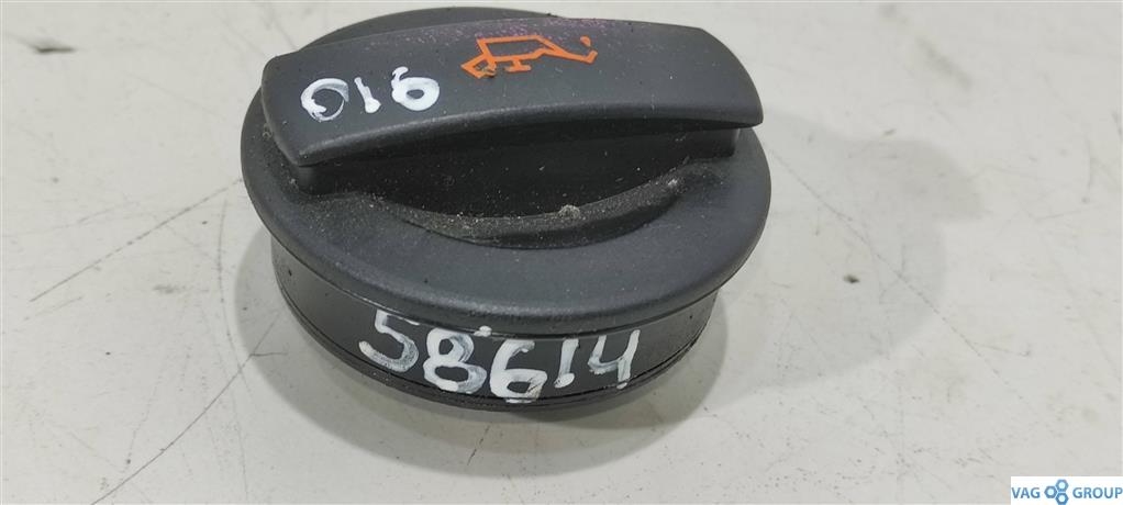 пробка маслозаливная Volkswagen Golf 5 поколение 2006, 2.0 л., FSI, бензин, хетчбэк 5 дв., 06C103485T, 06C103485P, . - фото №1