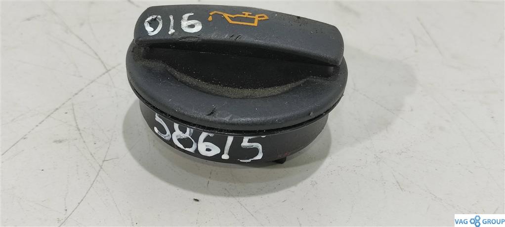пробка маслозаливная Volkswagen Golf 5 поколение 2006, 2.0 л., FSI, бензин, хетчбэк 5 дв., 06C103485T, 06C103485P, . - фото №1