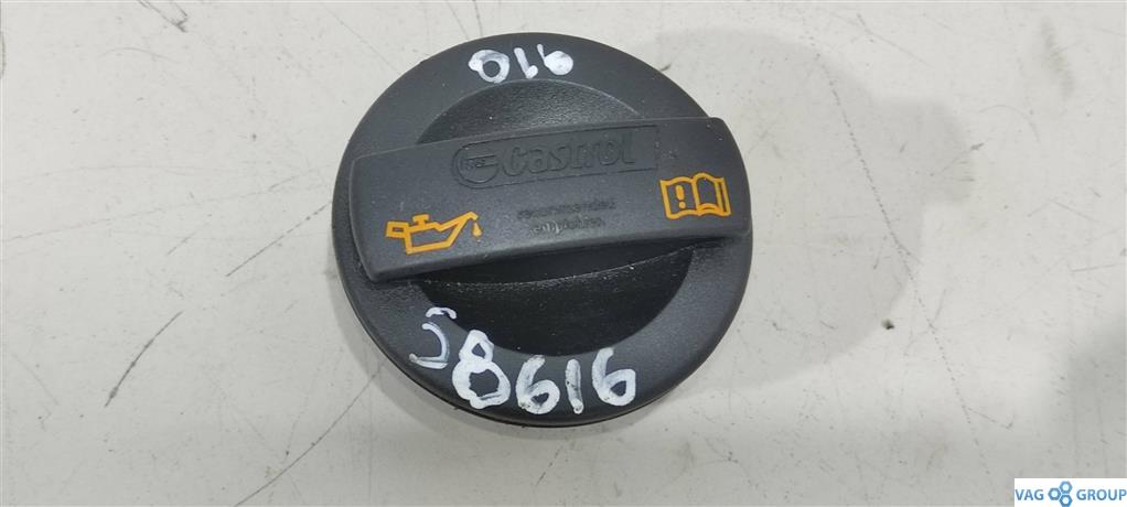 пробка маслозаливная Volkswagen Passat B6 2007, 2.0 л., FSI, бензин, хетчбэк 5 дв., 06C103485T, 06C103485P, . - фото №1