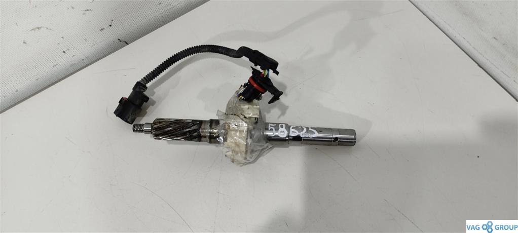 вал рулевой рейки Volkswagen Passat B8 2016, бензин, седан, 5Q0909144R, ., 7802277873 - фото №1