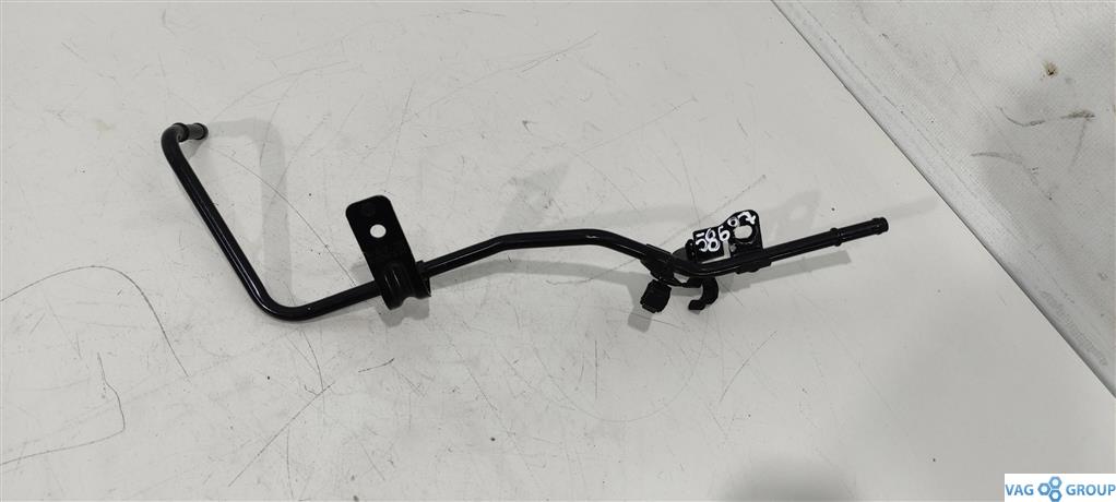 патрубок (трубопровод, шланг) Volkswagen Tiguan 1 поколение 2009, 1.4 л., TSI, бензин, внедорожник 5 дв., 1K0121070BC, . - фото №1