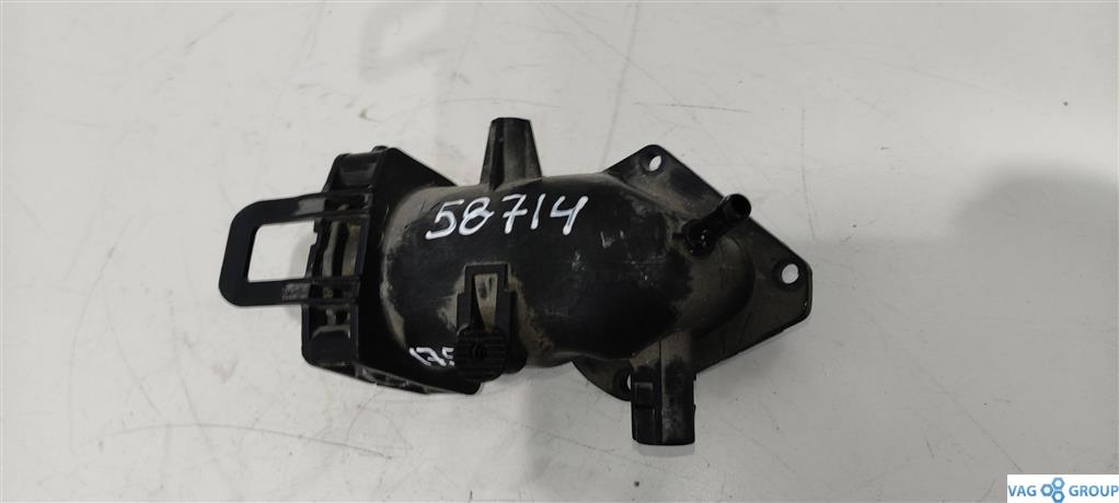 патрубок (трубопровод, шланг) Volkswagen Tiguan 1 поколение 2009, 1.4 л., TFSI, бензин, внедорожник 5 дв., 03C129721B, BLG, BMY, 03C129721D, CDGA, CAVD, CNWA - фото №1