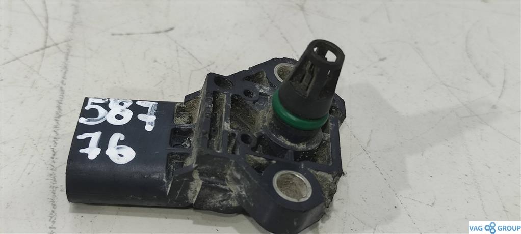 датчик абсолютного давления Volkswagen Passat B7 2013, 1.6 л., TDi, дизель, седан, 03G906051E, 1K0145770AE, CAY, CFFA, CFFB, CFGB, CFF, CLLA, CFGC - фото №1