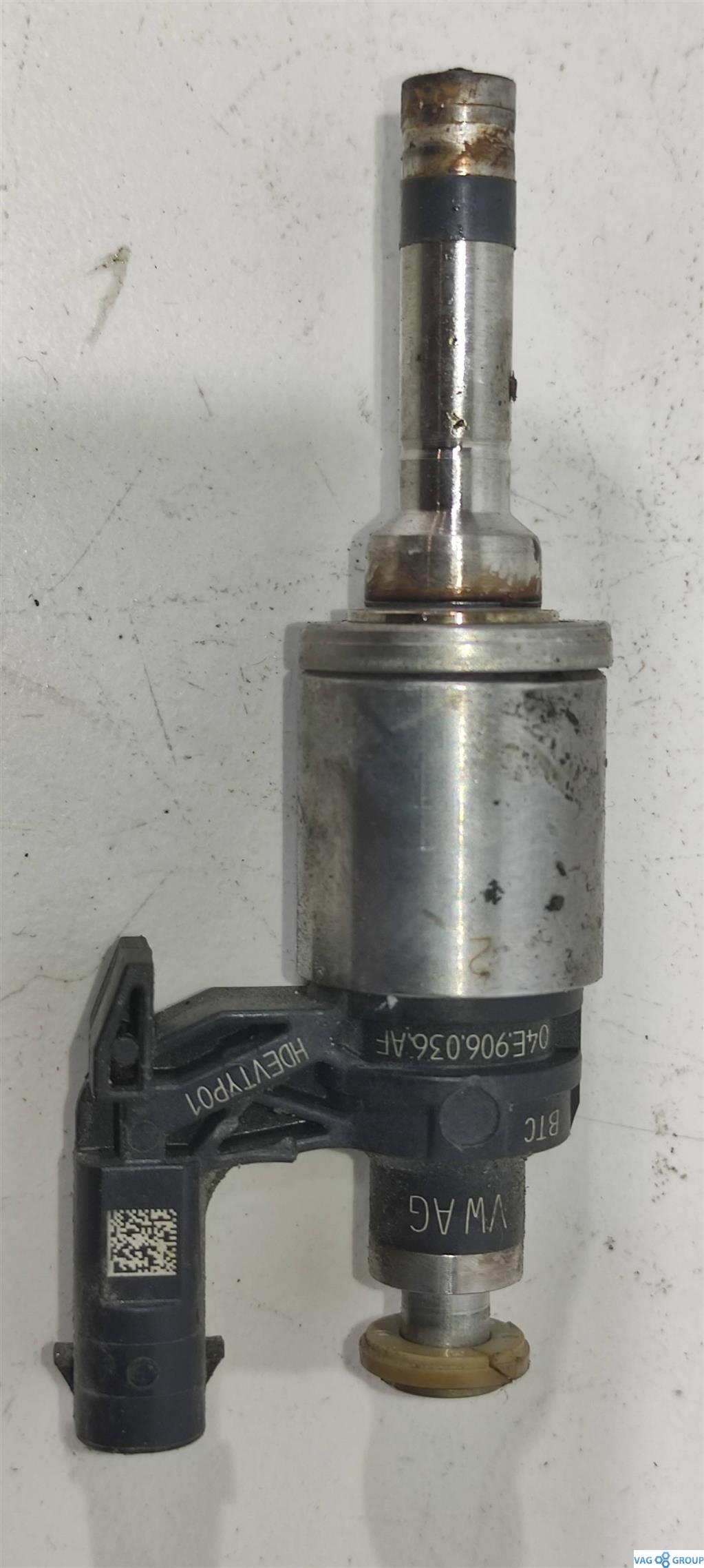 форсунка Skoda Octavia 3 поколение (A7) 2015, 1.4 л., TFSI, бензин, седан, 04E906036AF, CZDA, CZEA, CPWA, CHPB, CZDB, . - фото №1