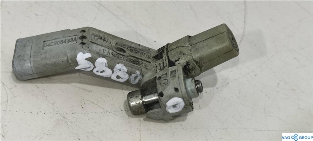 датчик коленвала Skoda Octavia 3 поколение (A7) 2015, 1.4 л., бензин, хетчбэк 5 дв., CZD, CPW, 04E105243E, . - фото №1