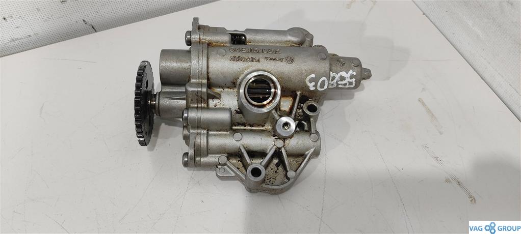 насос масляный Skoda Octavia 3 поколение (A7) 2015, 1.4 л., бензин, седан, CZD, CPW, 04E115109E, . - фото №1