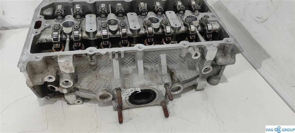 головка блока цилиндров Skoda Octavia 3 поколение (A7) 2015, 1.4 л., бензин, седан, CZD, CPW, 04E103475BT - фото №1