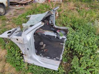 передняя часть кузова Audi A5 8T 2007, 3.2 л., бензин, седан, CAL, CALA, CALB, ., 06E103404A