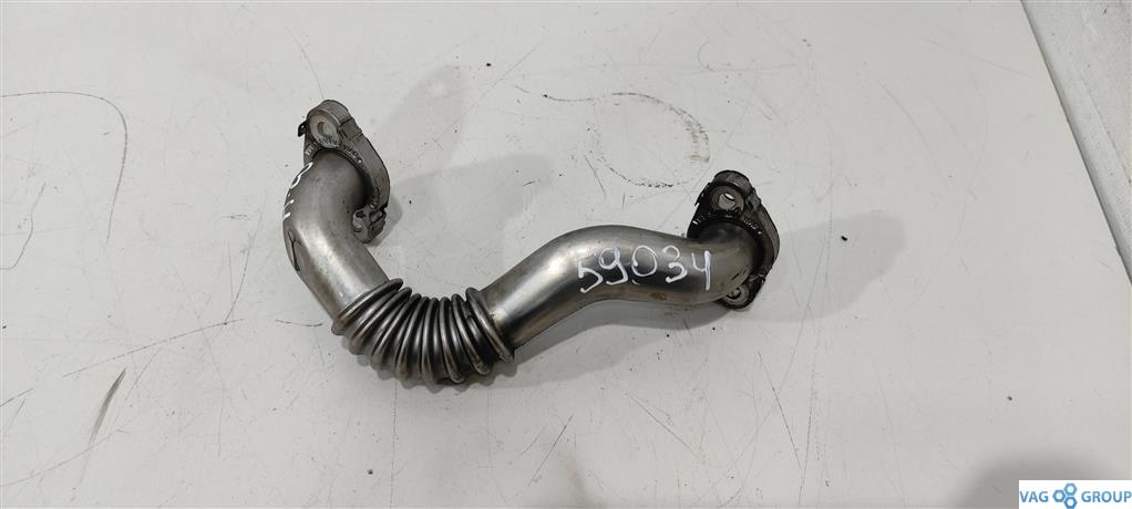 трубка системы рециркуляции EGR Volkswagen Passat B7 2013, 2.0 л., TDi, дизель, седан, CFH, 03P131521A, CFF, CFG, CLL, CFJ, CLC, . - фото №1