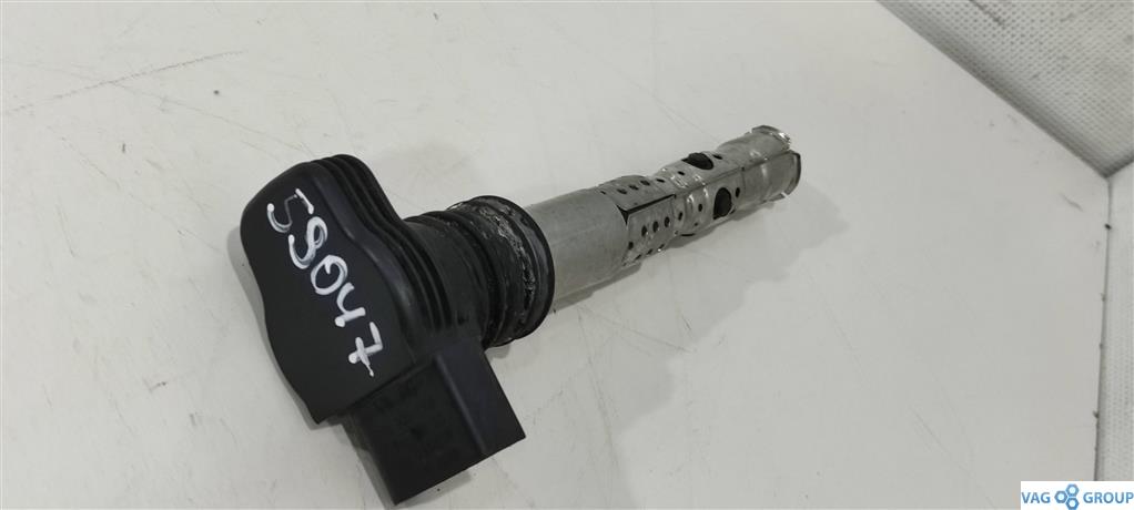 катушка зажигания Audi A6 4B/C5 2000, 1.8 л., бензин, седан, AVF, AVB, AKN, 06B905115L, AWT, AWM, ALT, AUM, 06B905115R, AWX, 06A905115D, AUQ, ALZ, AWV, ARY, ARX, 06B905115S, AWD, AWW, BAU - фото №1