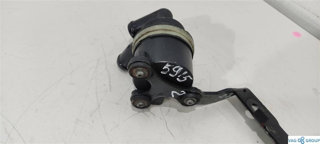 насос антифриза дополнительный Volkswagen Passat B7 2013, 2.0 л., TDi, дизель, седан, 5N0965561A, CBAA, CBAB, CBDC, CBBB, CJCB, CBAC, . - фото №1