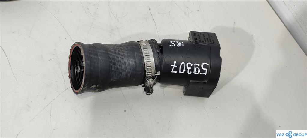 патрубок турбины Volkswagen Passat B6 2009, 2.0 л., TDi, дизель, седан, 03L131111R, CDA, CAW, CCT, BZB, CBF, CCZ, CFF, . - фото №1