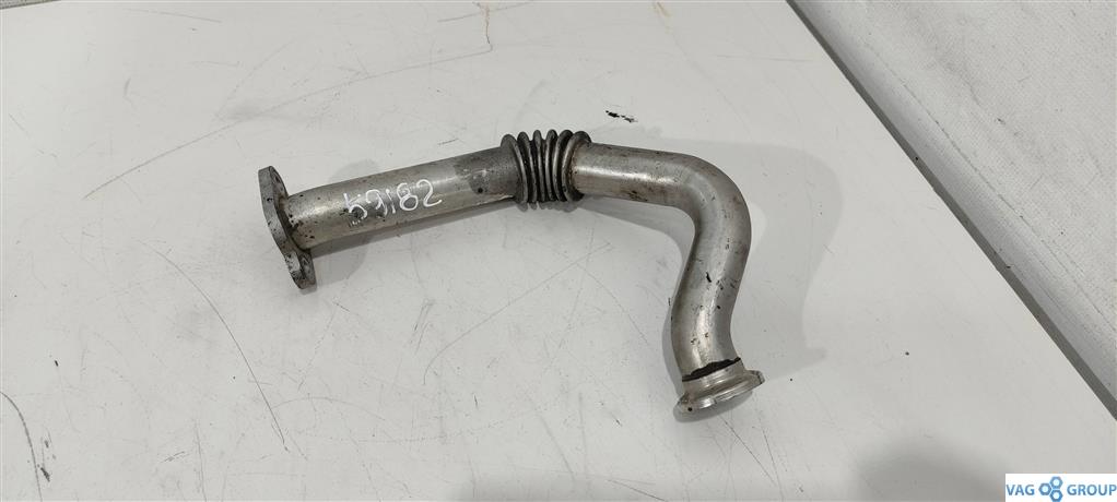трубка системы рециркуляции EGR Volkswagen Passat B7 2013, 2.0 л., TDi, дизель, универсал, CAY, CDC, CFH, 03L131521R, CFF, CLC, CDB, . - фото №1
