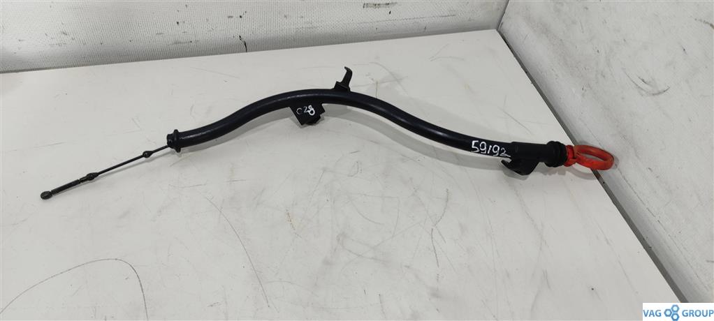 щуп двигателя Volkswagen Passat B7 2013, 2.0 л., TDi, бензин, 03L103634J, 03L103634M, 03L115611T, 03L115611J, . - фото №1