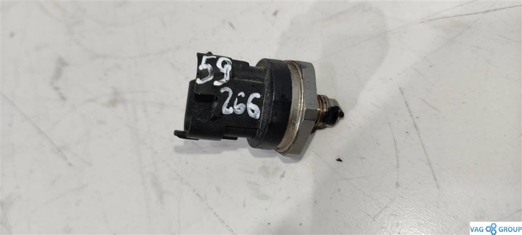 датчик давления топлива Ford Kuga 2 поколение 2014, 1.6 л., бензин, внедорожник 5 дв., B4164T, BM5G9F972BA, 0261545039 - фото №1