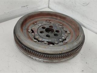 маховик Volkswagen Passat B7 2013, 2.0 л., TDi, дизель, седан, 03L105266AK, BKC, BXE, 03L105266DE, 03L105266DF, 03L105266CL, BJB, CBAA, CBAB, CBDC, CBBB, CFF, CFG, CBAC, 03L105266EG, 03L105266EF