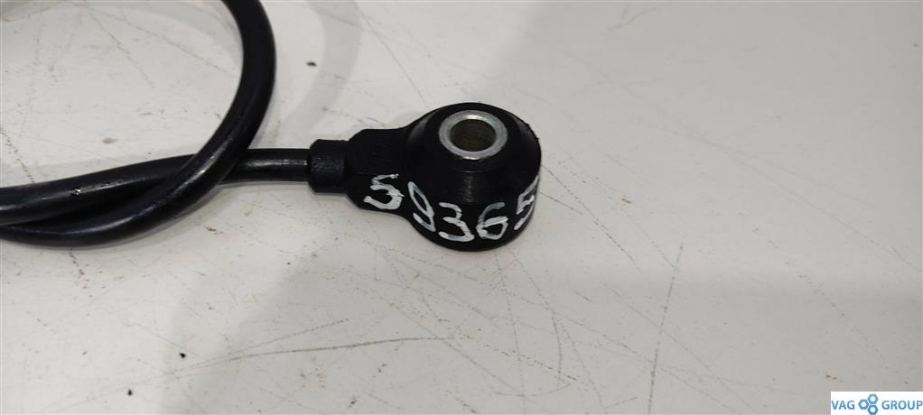 датчик детонации Ford Kuga 2 поколение 2014, 1.6 л., бензин, внедорожник 5 дв., B4164T, 98MF12A699BA, . - фото №1