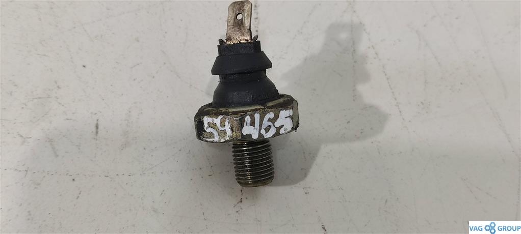 датчик давления масла Audi A4 B6 2000, 1.8 л., бензин, AWM, 058919081, . - фото №1