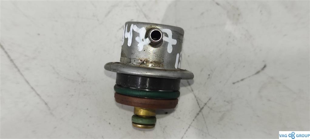 регулятор давления топлива Volkswagen Passat B5 1998, 1.8 л., бензин, седан, AEB, 078133534A, ADR, AFY., AJL, . - фото №1