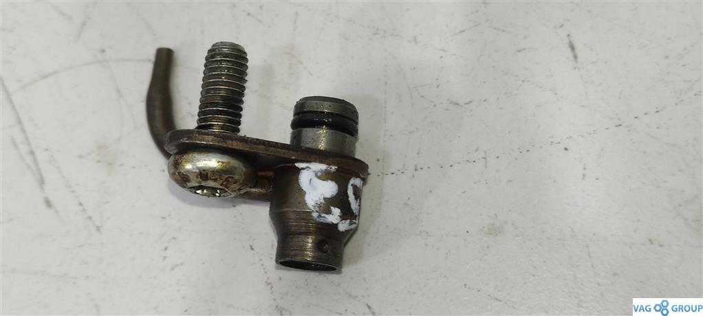 форсунка масляная Ford Kuga 2 поколение 2014, 1.6 л., бензин, внедорожник 5 дв., B4164T, JQMA, JQMB, B4164T3, JTDA, JTDB, JTMA - фото №1