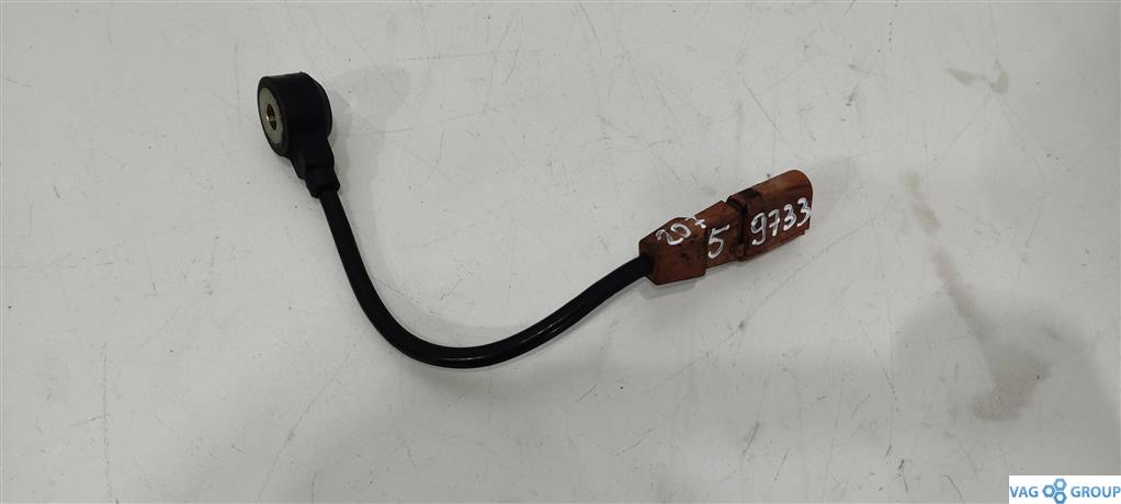 датчик детонации Audi A3 8L 1999, 1.8 л., бензин, седан, 06A905377C, . - фото №1