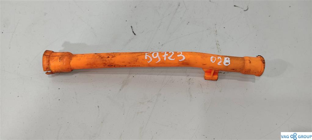 трубка масляного щупа Audi A4 B6 2003, 1.8 л., бензин, седан, AWT, AWM, ANB, APU, AVJ, AEB, APT, BFB, BEX, 06A103663B, 06B103663G, ADR, AWU, AWV, BKF, AVV - фото №1