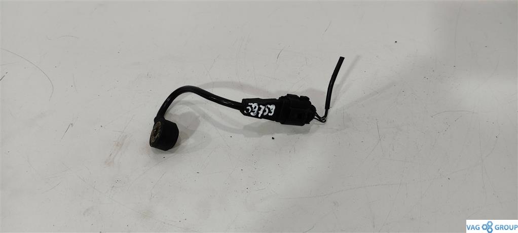 датчик детонации Audi A3 8L 1999, 1.8 л., бензин, седан, 06A905377D, . - фото №1