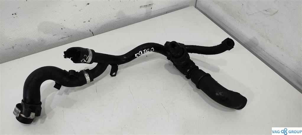 трубка охлаждающей жидкости Volkswagen Golf 4 поколение 2001, 1.8 л., бензин, хетчбэк 5 дв., AGU, 06A103213S, . - фото №1