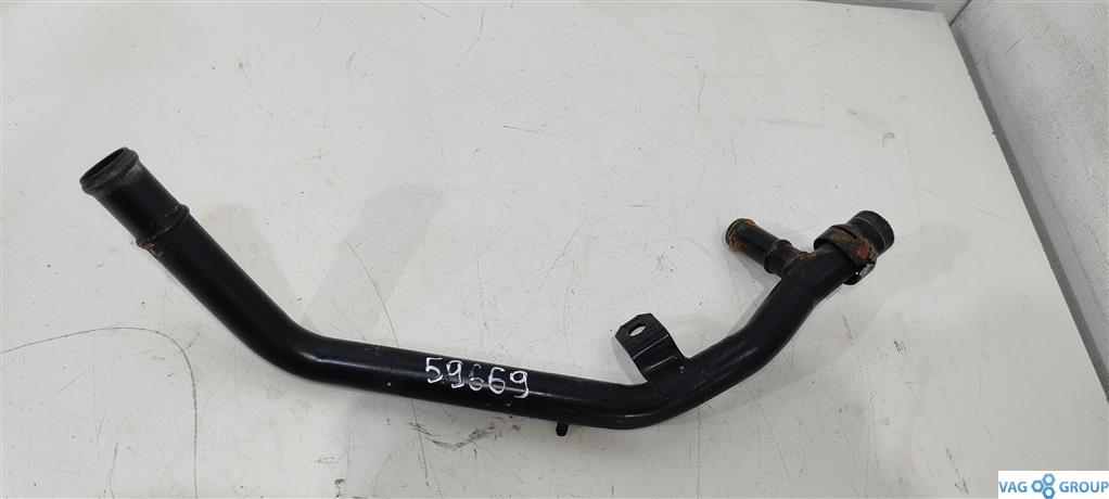 трубка охлаждающей жидкости Audi A6 4B/C5 1999, 1.8 л., бензин, седан, AWC, AUM, AGU, AUQ, AGN, 058121065F, ARZ, APP, APY, ARX, APG, . - фото №1