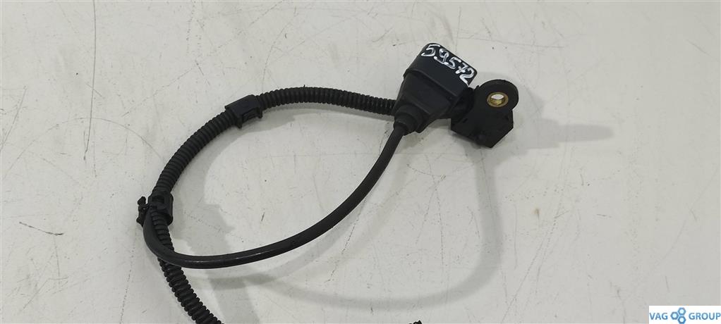 датчик распредвала Volkswagen Jetta 5 поколение 2008, 2.0 л., TDi, бензин, седан, CAY, 03L907601A, CFF, CFG, CLL, . - фото №1